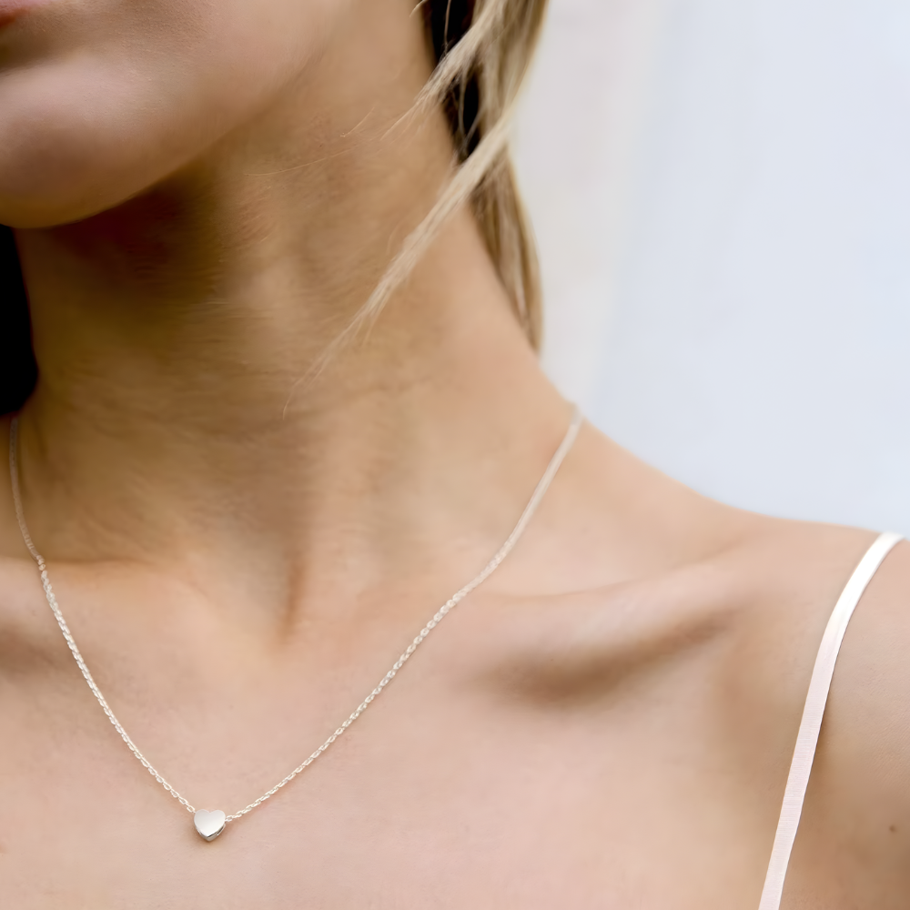 NOVELLA Hjärthalsband