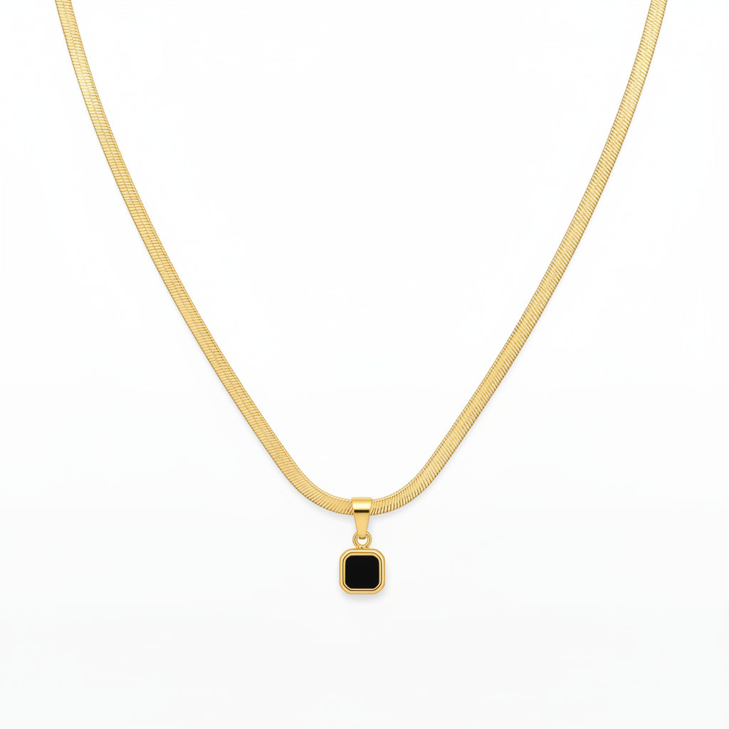 PETRA Halsband – Natursten Pendant i Guld & Silver | Sacred Valor