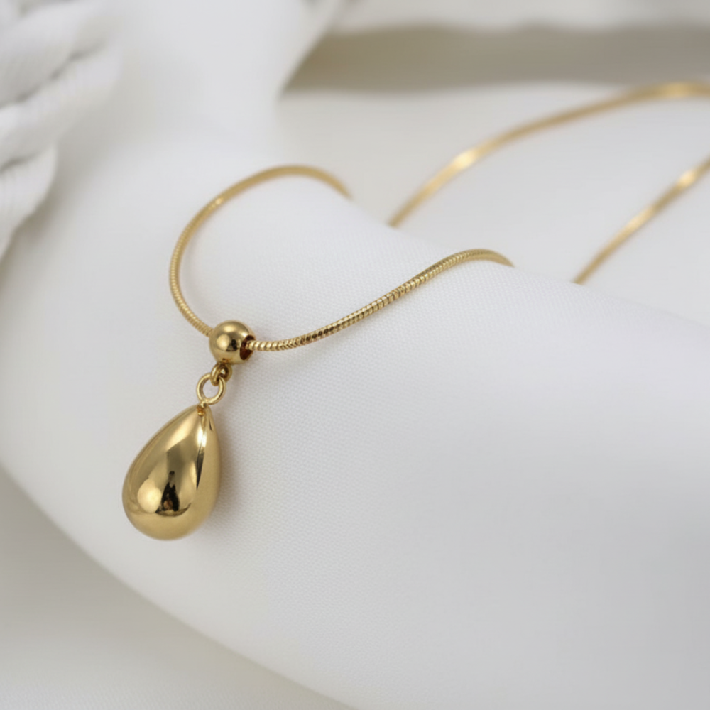 AUREL DROP Halsband – Minimalistiskt Drophänge i Guld & Silver - Sacred Valor